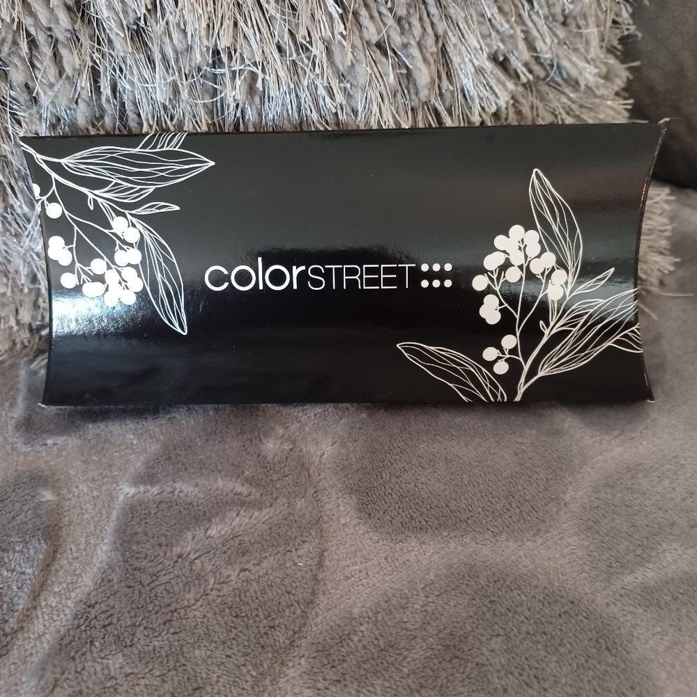 Color Street - Holly Diamond Dusted Lipstick & Glitter Nail Polish Discontinued